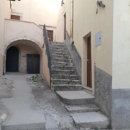 Relax Nel Borgo Apartment Barisciano